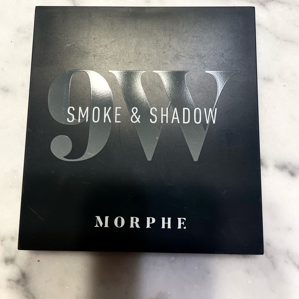 Morphe 9W smoke & Shadow eyeshadow pallet (9 tins)